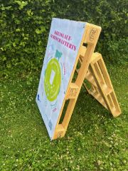 Plakat Kreiswirtschaftlerin Befestigt Plakat Kreiswirtschaftlerin Befestigt