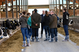 Foto (c) Dorothee Warder: Vorstellung der Neuen Gesundheitszuchtwerte in der Praxis